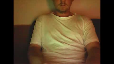 Snapshot of sunnygun0 chatting on March 1, 1:51 pm sunnygun0 online show from March 1, 1:51 pm