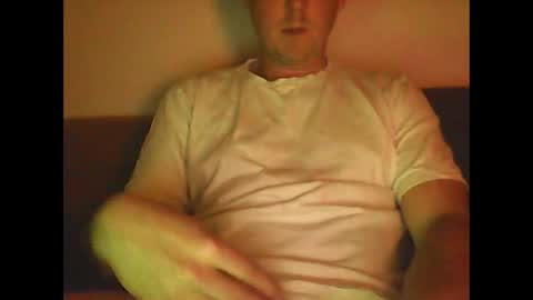 Snapshot of sunnygun0 chatting on February 19, 4:22 pm sunnygun0 online show from February 19, 4:22 pm