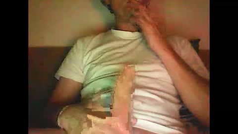 Snapshot of sunnygun0 chatting on September 13, 6:43 pm sunnygun0 online show from September 13, 6:43 pm