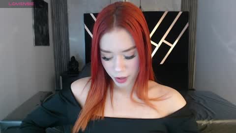 Susana   Mejia online show from April 21, 12:34 pm