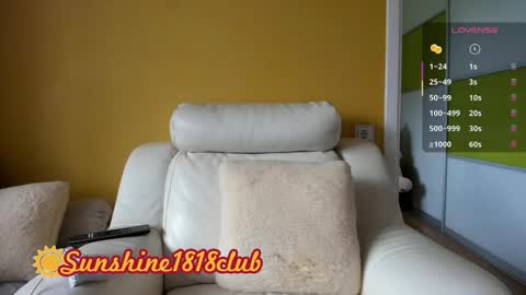 Snapshot of sunshine1818club chatting on October 22, 7:11 am Angela Sunshine1818club online show from October 22, 7:11 am