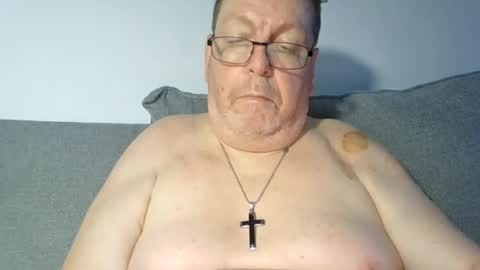 Sunspotbaby online show from July 7, 11:09 pm