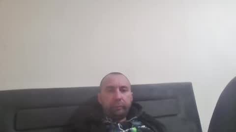 super42835015 online show from January 6, 6:01 pm