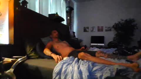 Guero Cash online show from October 9, 5:51 pm