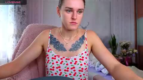 Sweet Anna online show from July 29, 8:14 am