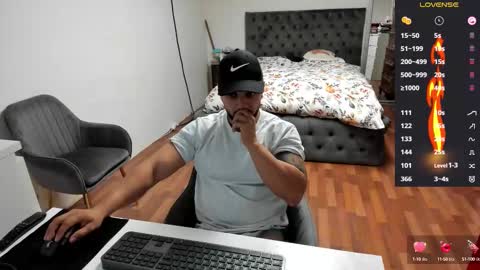 supermanboyxxl online show from September 25, 6:42 am