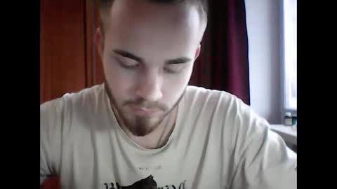 Snapshot of supermanqsky chatting on December 12, 11:06 am SupermanQSky online show from December 12, 11:06 am