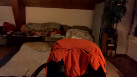 supersquirrel81 online show from February 13, 6:44 pm