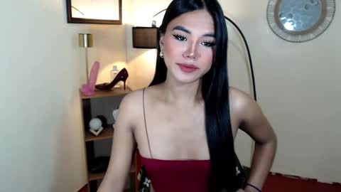 Snapshot of supertrushka chatting on October 23, 6:42 pm clainyy online show from October 23, 6:42 pm