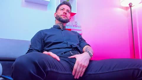 supreme_alpha_ online show from November 21, 3:15 am