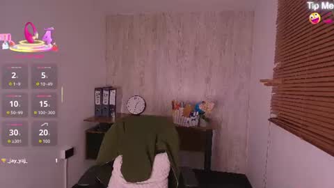 susan_voltaire online show from July 28, 3:26 am
