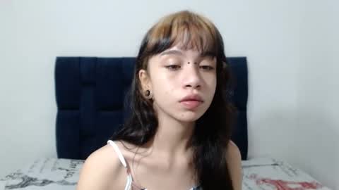 susana_petite420 online show from February 16, 5:04 am