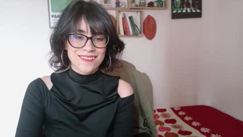 susana_w online show from March 27, 5:25 pm