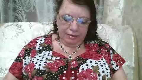 SusanaAhSun online show from June 19, 11:05 am