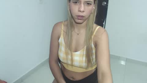 susanleroy online show from March 5, 11:06 am