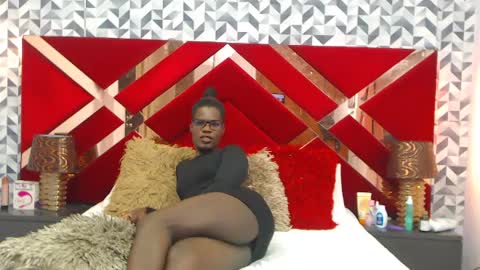 Susan online show from July 1, 8:06 pm