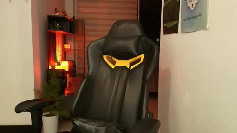 Susan Rhodes online show from October 31, 9:32 am