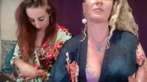 Susie and Lacey online show from June 14, 7:10 am