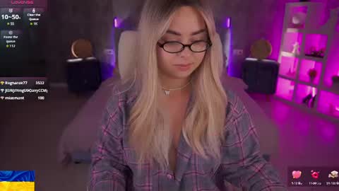 Susie online show from July 23, 1:58 am