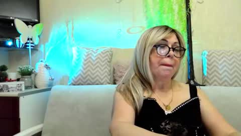 SusiexNoreen online show from March 21, 2:28 am