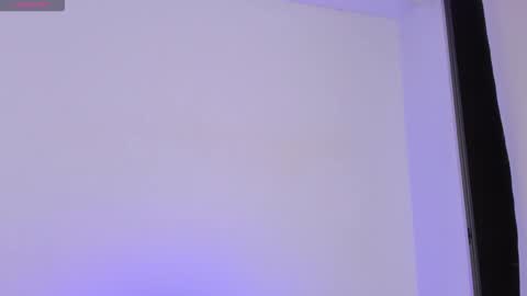 susisuarez online show from March 25, 3:24 am