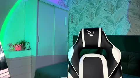 Jessica online show from November 12, 5:26 pm