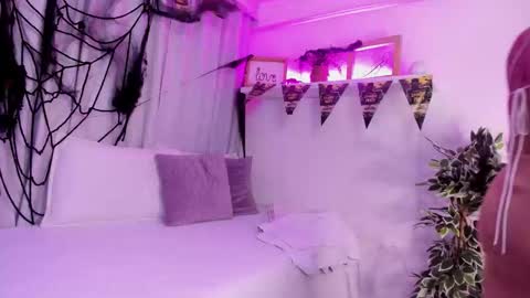 susyy online show from November 2, 7:36 pm