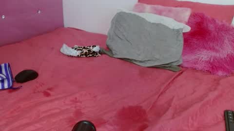 Snapshot of suzan_30 chatting on October 21, 8:01 pm suzan_30 online show from October 21, 8:01 pm