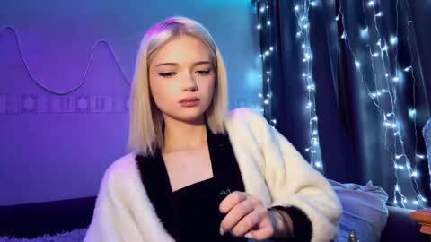 Stacy online show from April 20, 10:02 pm