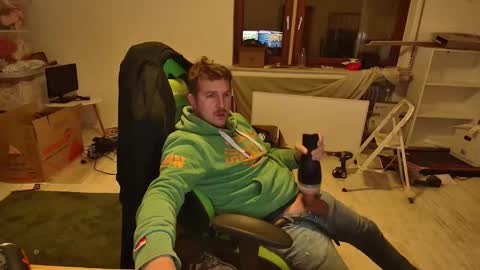 swaicy1990 online show from December 19, 10:27 pm