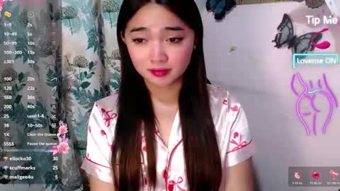 Jasmine online show from February 10, 7:17 pm