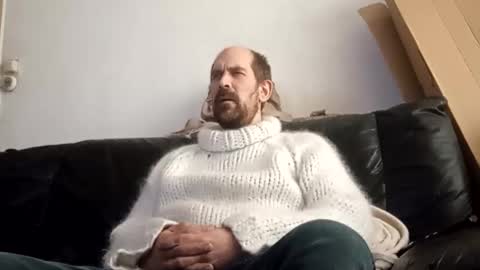 sweaterboy666 online show from February 24, 9:56 am