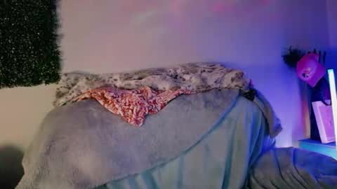 sweeetttea online show from July 14, 6:57 pm