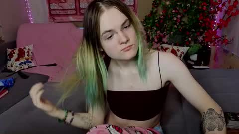 Haeyang  Torry online show from March 4, 6:21 am