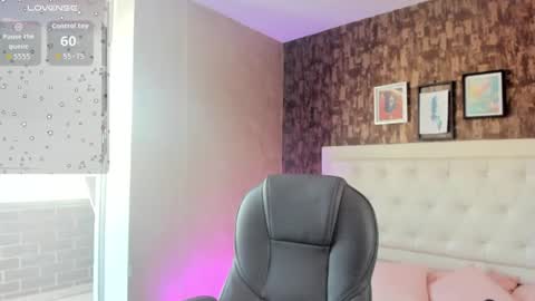 Vanessa online show from August 2, 8:32 pm