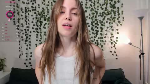 Alice online show from October 16, 7:52 am