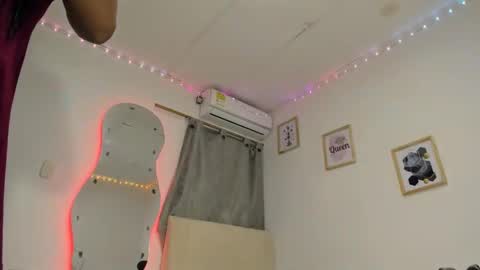 sweet_angelicaxxx online show from October 18, 6:28 am