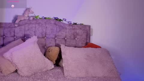 Snapshot of sweet_anllela chatting on September 20, 4:26 am Sthefany Lauren Independent Model online show from September 20, 4:26 am