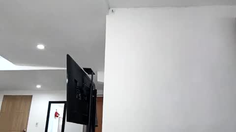 Bella Valery online show from April 21, 11:39 am