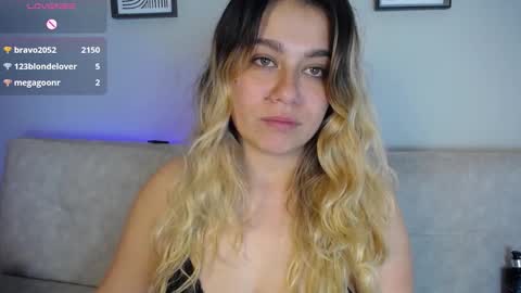 Bella Valery online show from March 11, 12:02 am