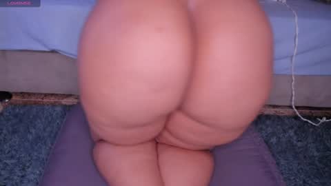 Snapshot of sweet_booty1 chatting on February 26, 11:41 pm Chelsy online show from February 26, 11:41 pm