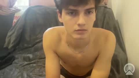sweet_boy070 online show from November 28, 8:43 am