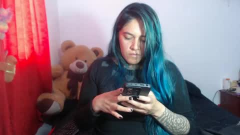 Bubbles online show from August 6, 8:51 pm