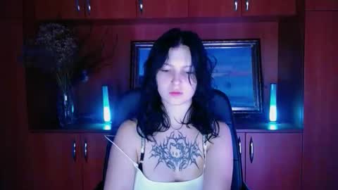 Ivy online show from October 18, 6:56 pm