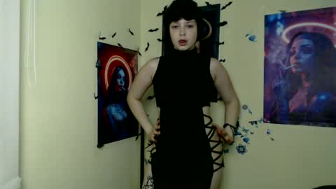 Ivy online show from July 3, 6:56 pm