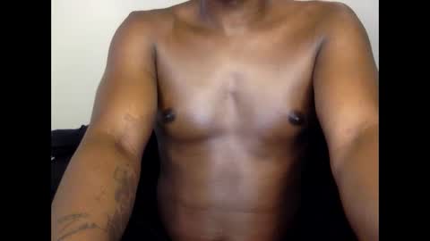 Snapshot of sweet_couples5 chatting on December 7, 8:49 am cutie cam0 online show from December 7, 8:49 am