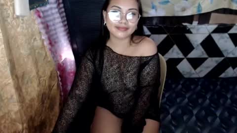 sweet_czylle online show from July 29, 12:43 am