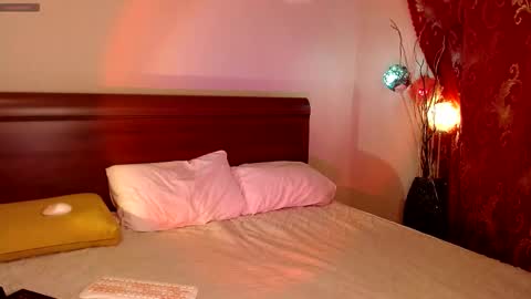 Molly online show from February 17, 2:32 am