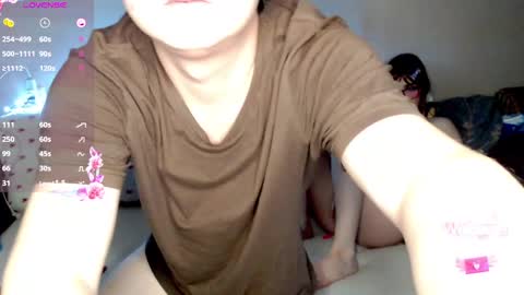 MarkElly online show from December 2, 2:36 pm