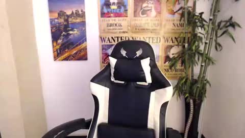 Snapshot of sweet_lady14 chatting on October 3, 7:00 pm sweet_lady14 online show from October 3, 7:00 pm